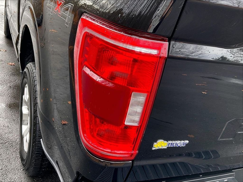 Used 2023 Black Ford XLT image 32