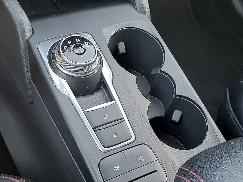 Used 2025 Black Metallic Ford ST-Line image 21
