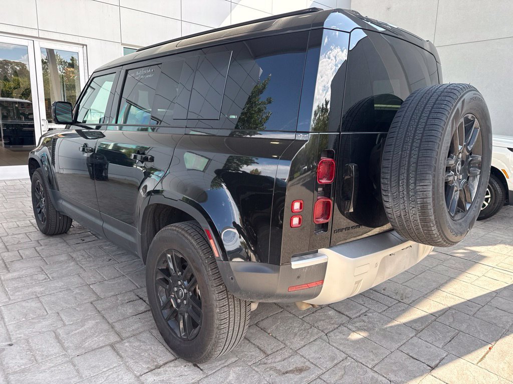 Used 2025 Black Land Rover S image 6