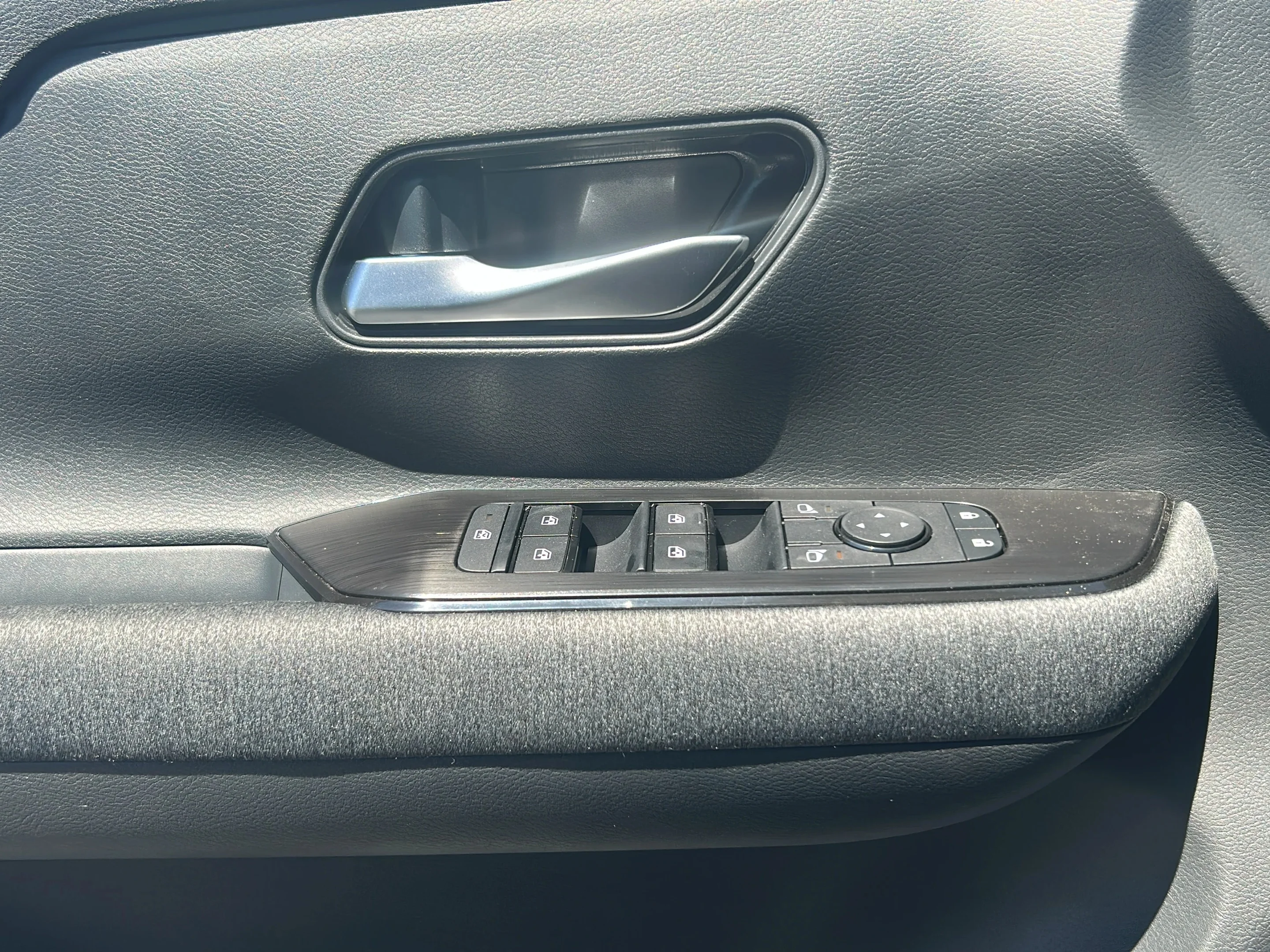 New 2026 Pewter Nissan SV image 20