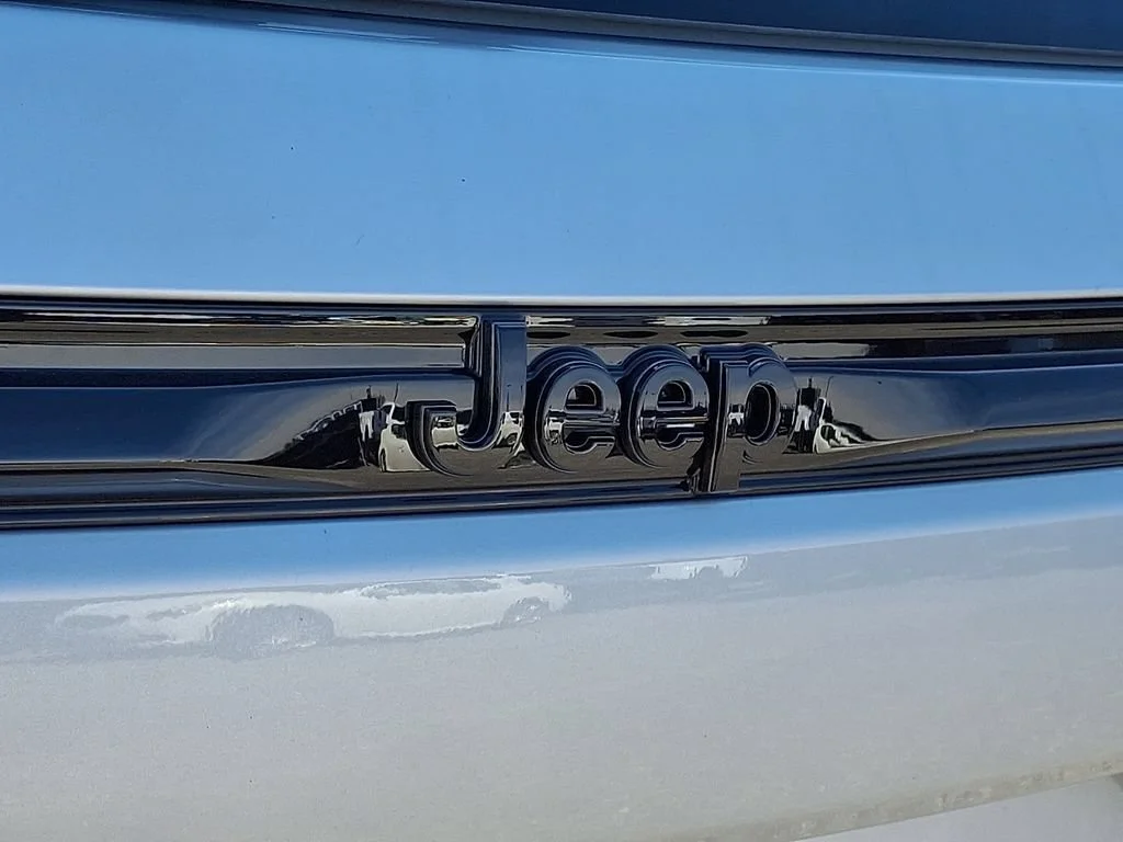 New 2026 Silver Zynith Jeep Limited Reserve image 21