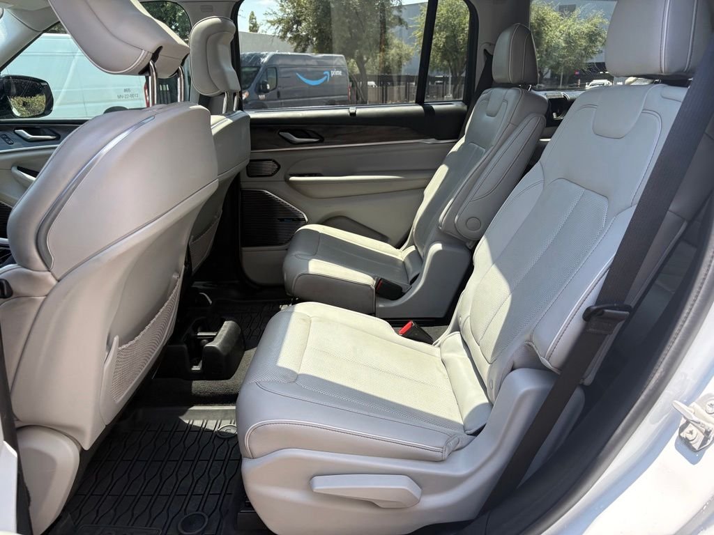Used 2021 White Jeep Overland image 9