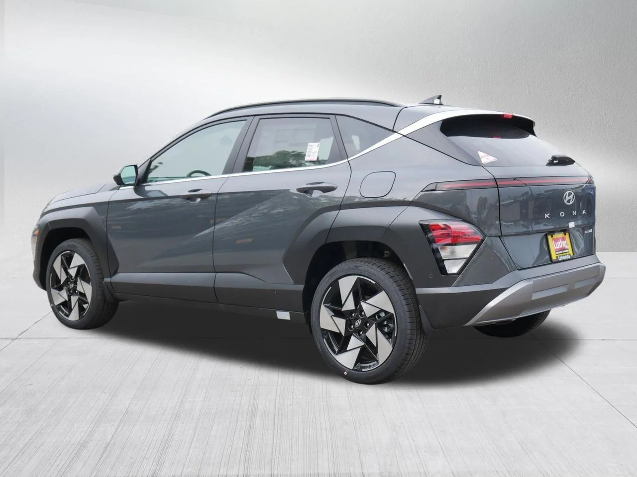 New 2026 Ecotronic Gray Pearl Hyundai Limited AWD image 3