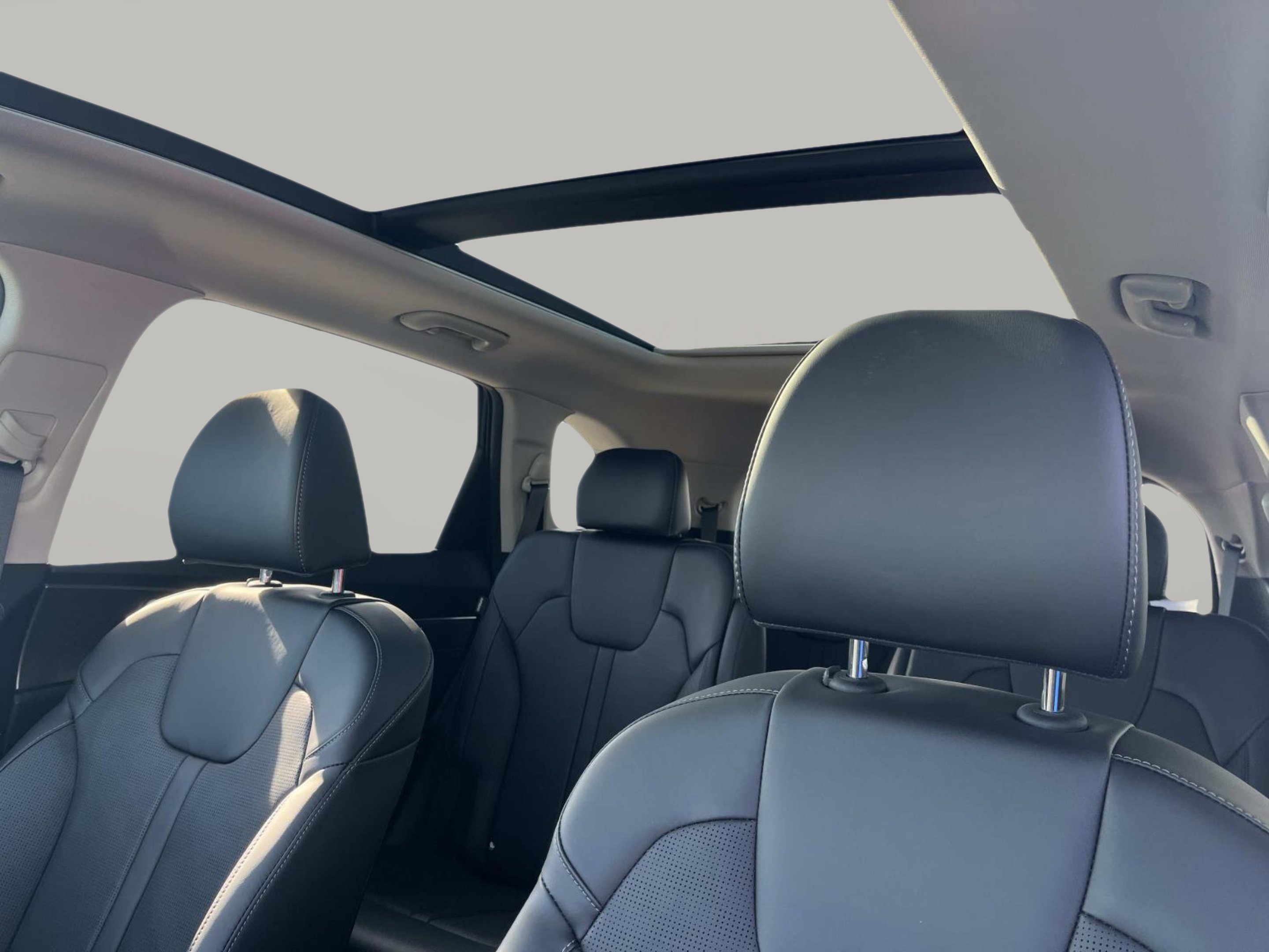 2025 Kia Sorento SX - Photo 27