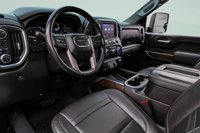 Used 2022 Blue GMC Denali image 7