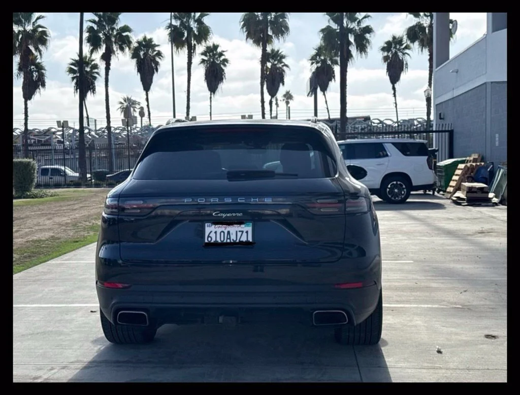 Used 2022  Porsche  image 6
