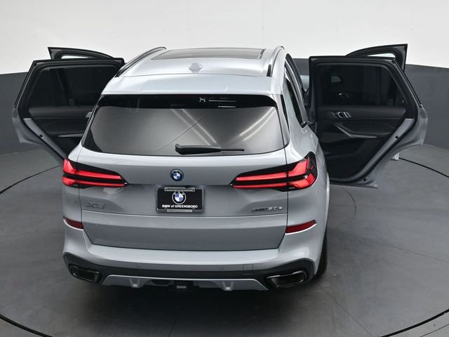 Used 2026 Gray BMW xDrive50e image 43