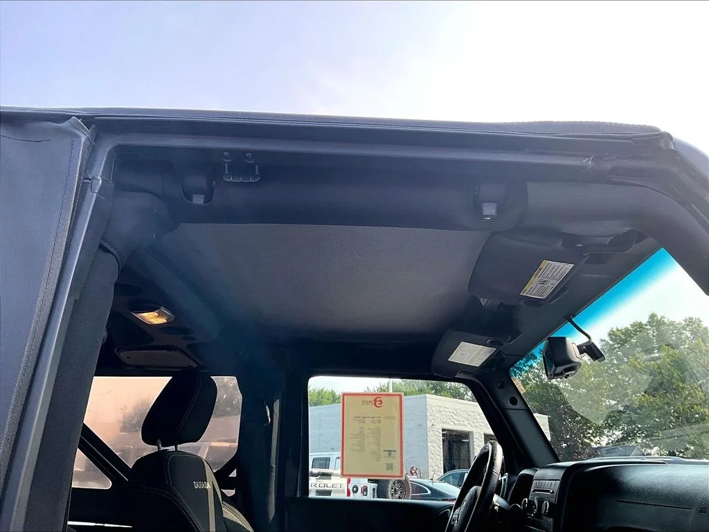 Used 2017 Black Jeep Sahara image 23