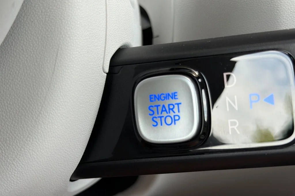 New 2026 Silver Hyundai SEL Premium image 21