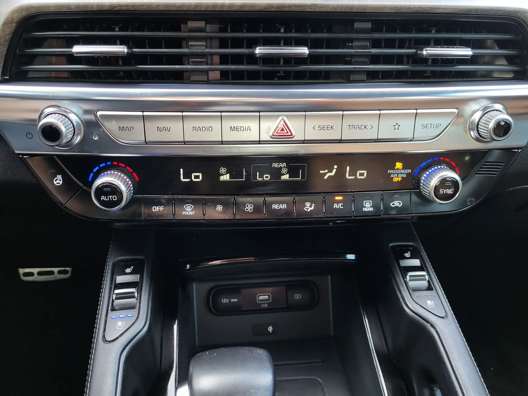 Used 2022 Dark Moss Kia SX image 15