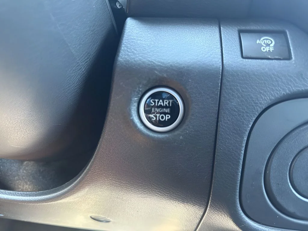 Used 2025 White Nissan SV image 21