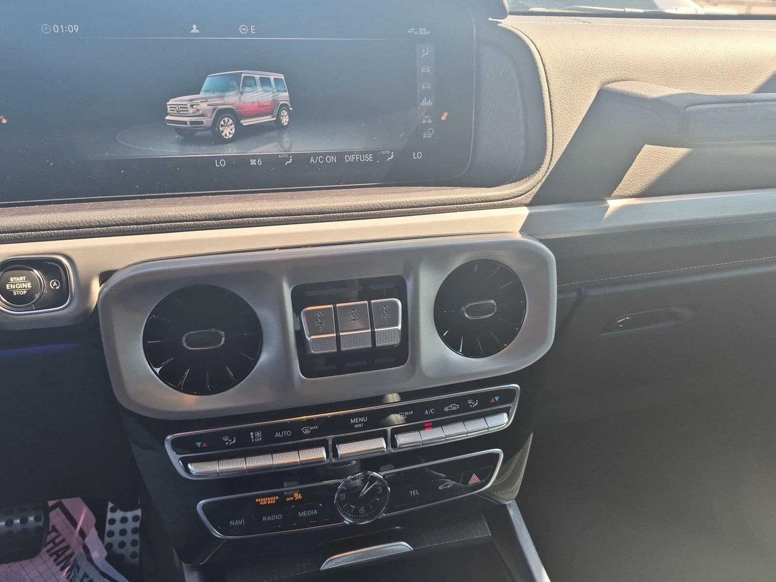 Used 2021 Polar White Mercedes-Benz G 550 image 22