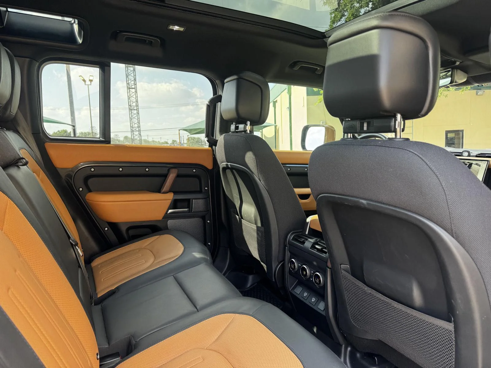 Used 2024 Carpathian Grey Land Rover X P400 image 15