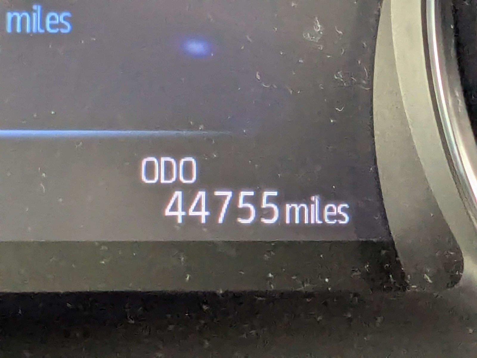 Certified Used 2020 Wind Chill Pearl Toyota XSE image 18