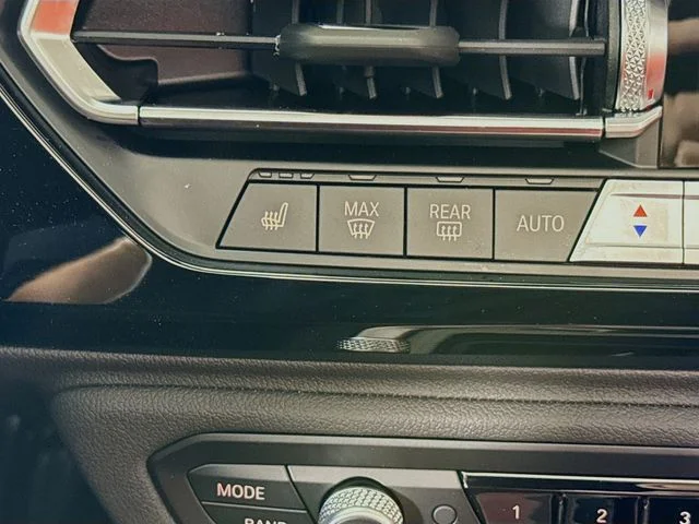 New 2026 White BMW sDrive30i image 21