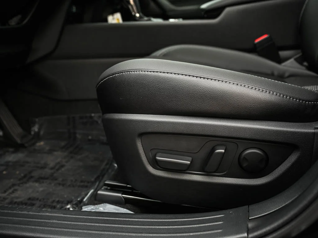 New 2026 Jet Black Mica Mazda 2.5 S Meridian Edition AWD image 18