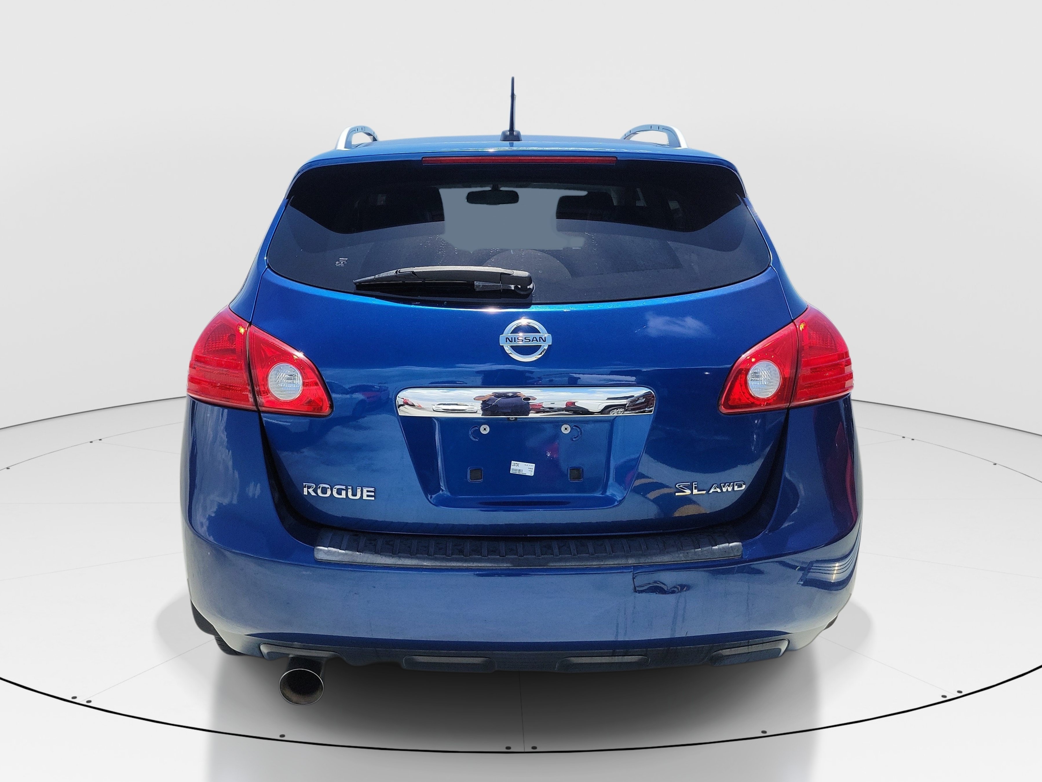 Used 2011 Indigo Blue Nissan SV image 5