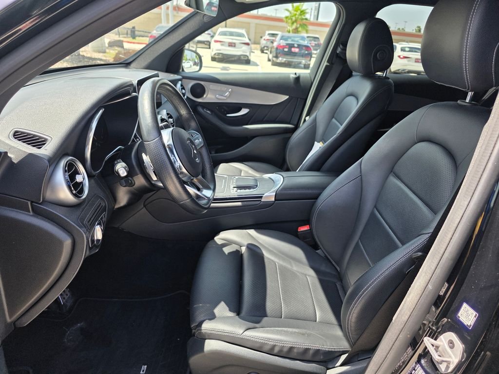 Used 2022 Black Mercedes-Benz GLC 300 image 10