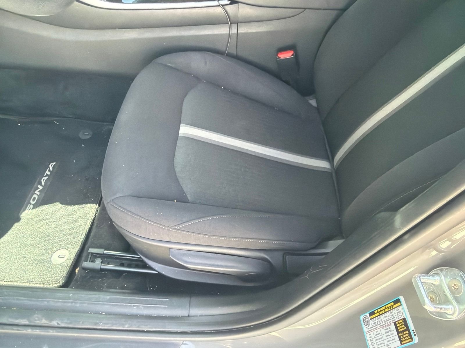 Certified Used 2023 Hampton Gray Hyundai SE image 13