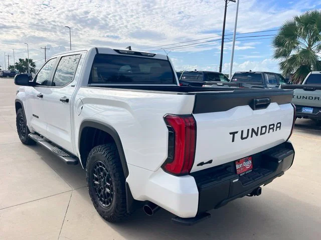Used 2025 White Toyota SR5 image 4
