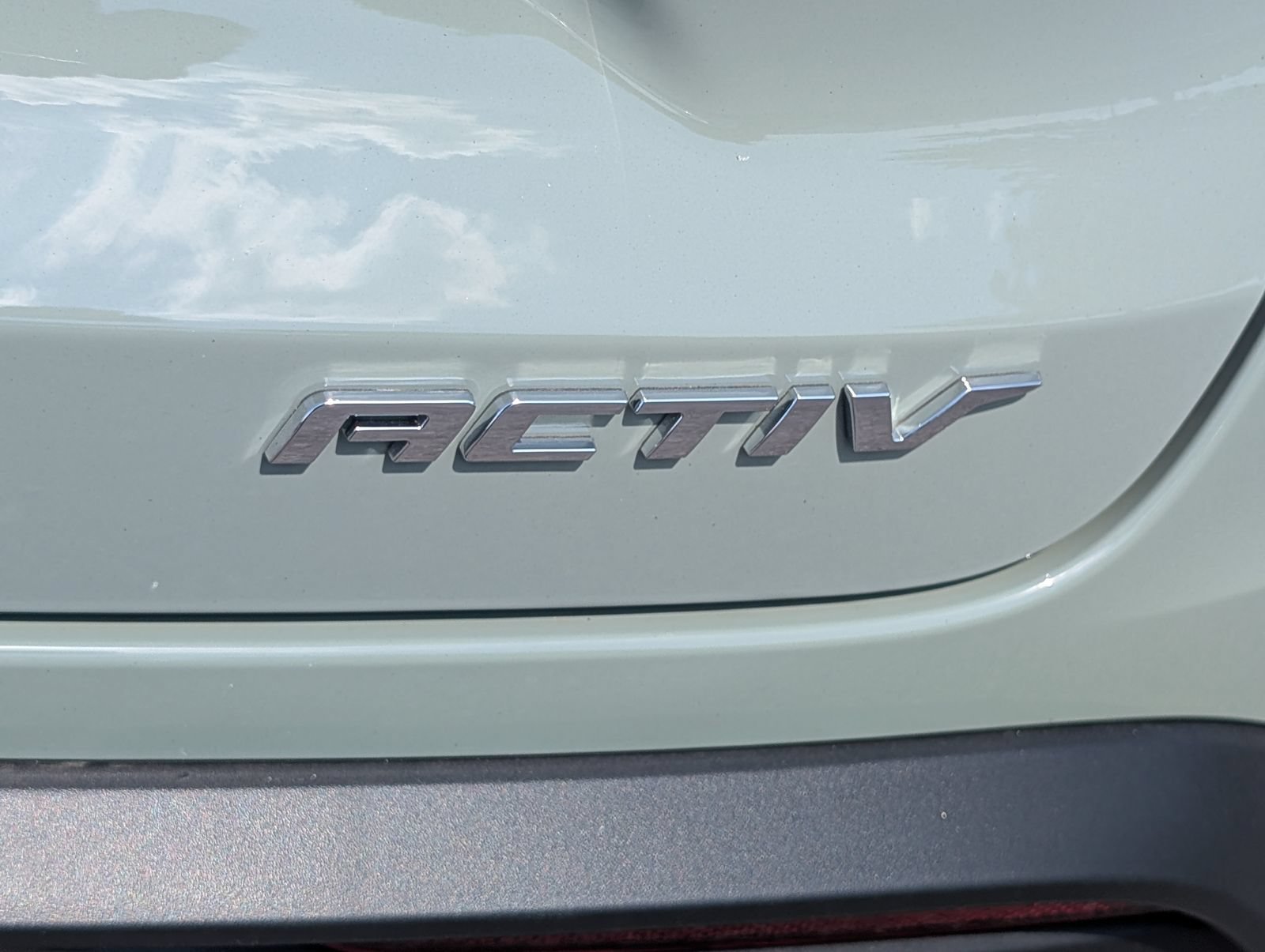 New 2026 Cacti Green Chevrolet ACTIV image 6