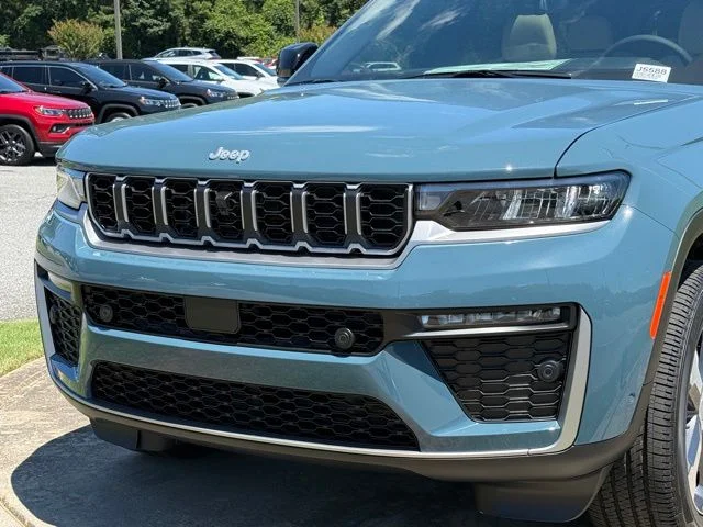 New 2026 Steel Blue Exterior Paint Jeep Limited image 10