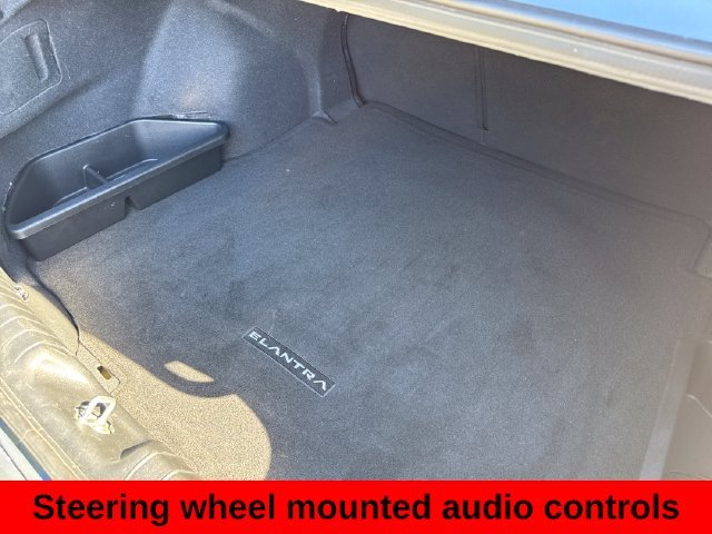 Used 2024 Gray Hyundai SEL image 25