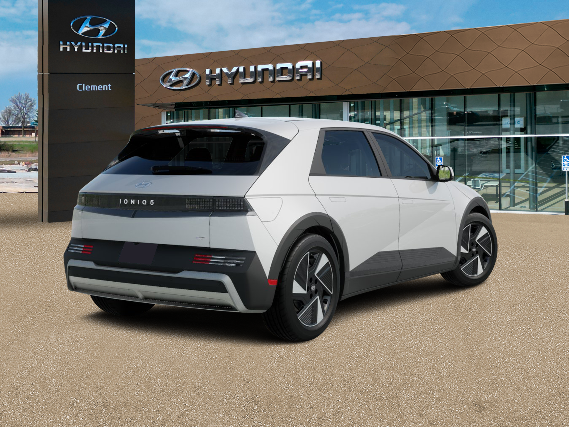 New 2027 White Hyundai SE image 20