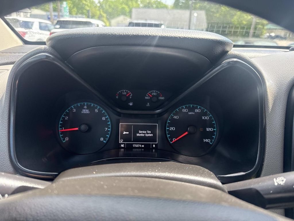 Used 2016 White Chevrolet Work Truck image 31
