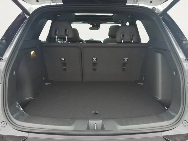 New 2026 Mosaic Black Metallic Chevrolet ACTIV image 20