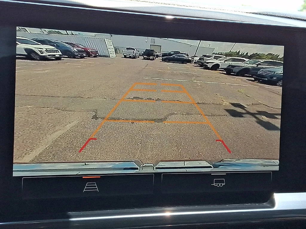 Used 2026 Summit White GMC Elevation image 25