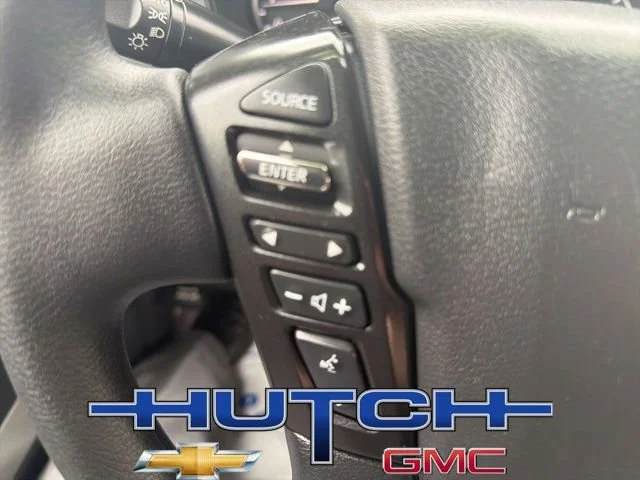 Used 2025 Gray Nissan Crew Cab SV 4x4 image 27