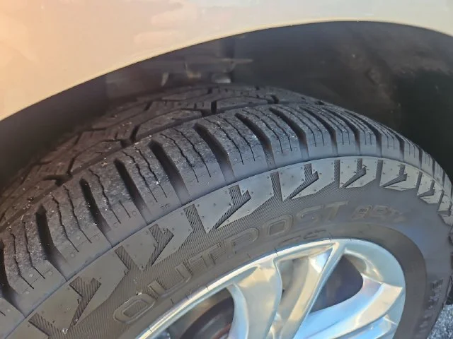 Used 2018 Gold Ford SEL image 28