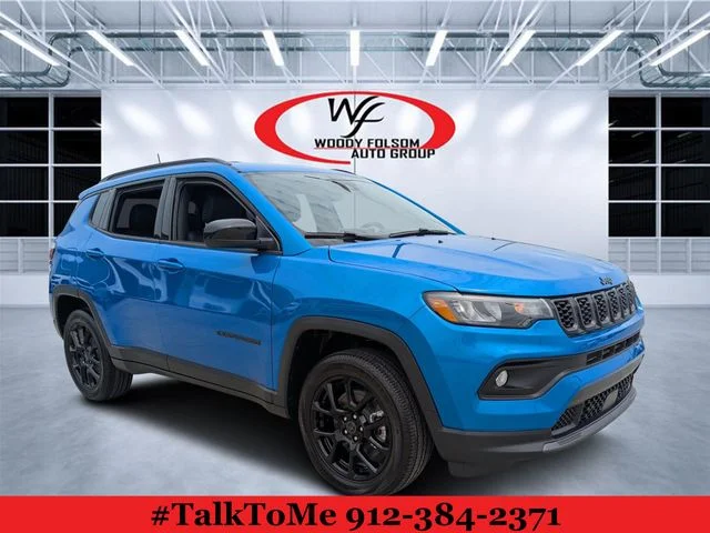 New 2026 Hydro Blue Pearl-Coat Exterior Paint Jeep Latitude image 1