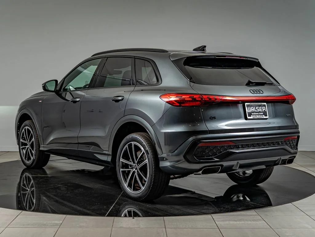 New 2026 Daytona Gray Metallic Audi 2.0T Premium Plus image 7