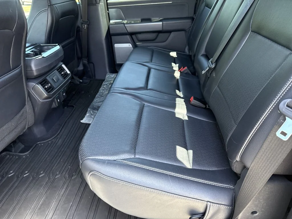Used 2025 Blue Ford Lariat image 19