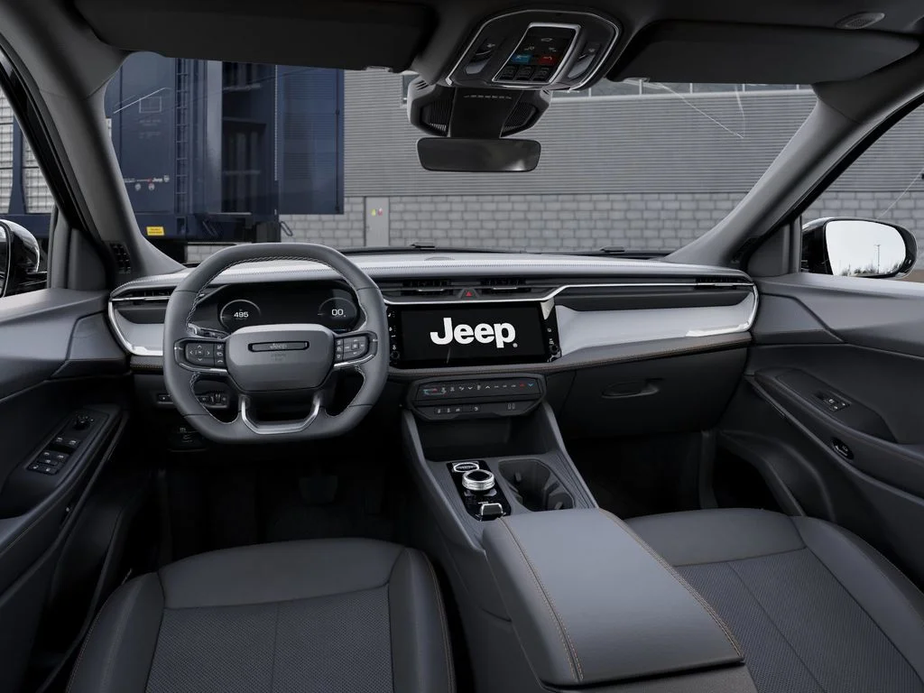 New 2026 Diamond Black Crystal Pearl-Coat Exterior Paint Jeep Limited image 15