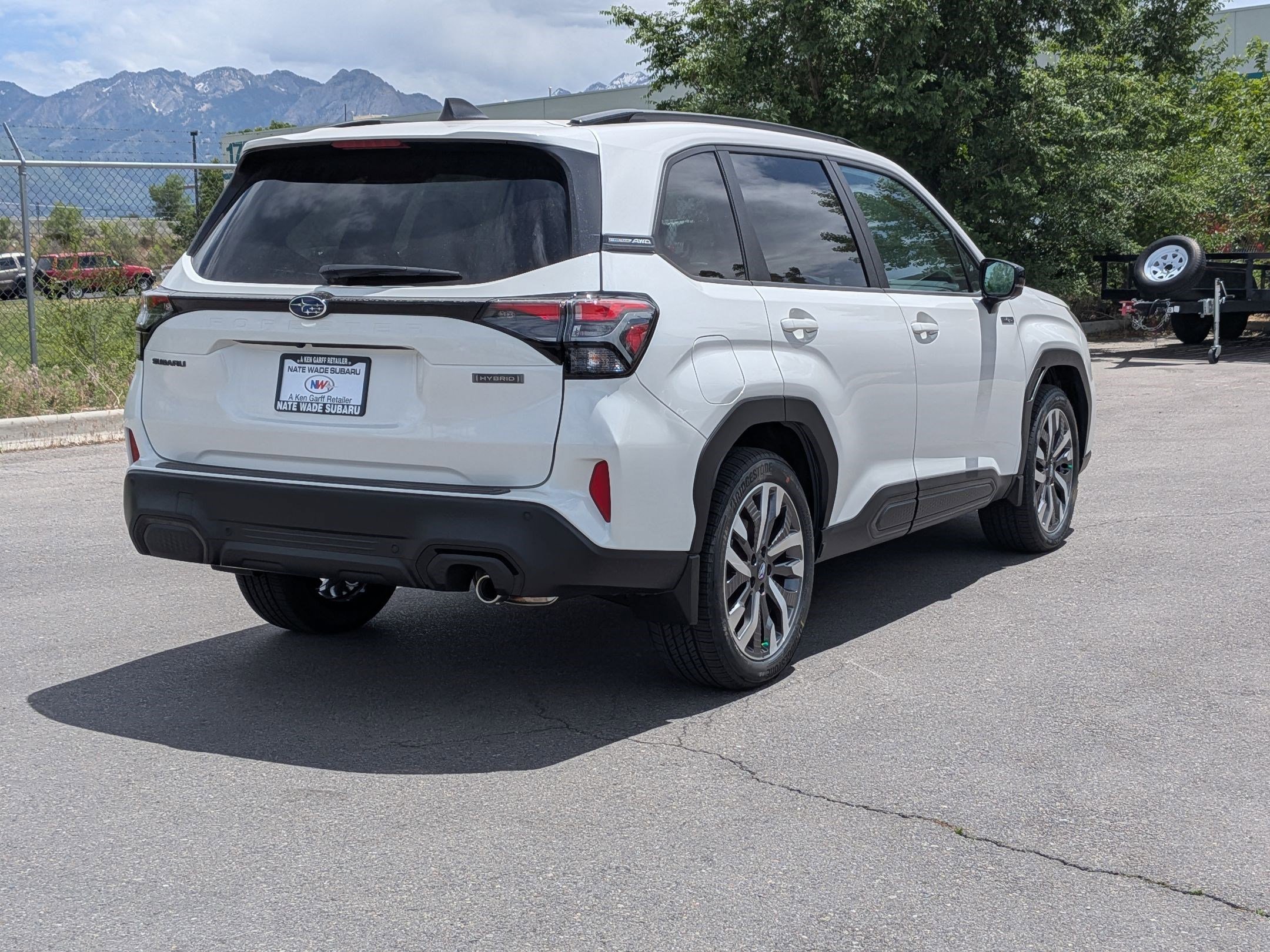 New 2026 CRYSTAL WHITE PEARL Subaru Touring Hybrid image 3