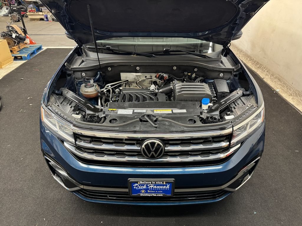 Used 2021 Blue Volkswagen 3.6L V6 SE w/Technology R-Line image 11