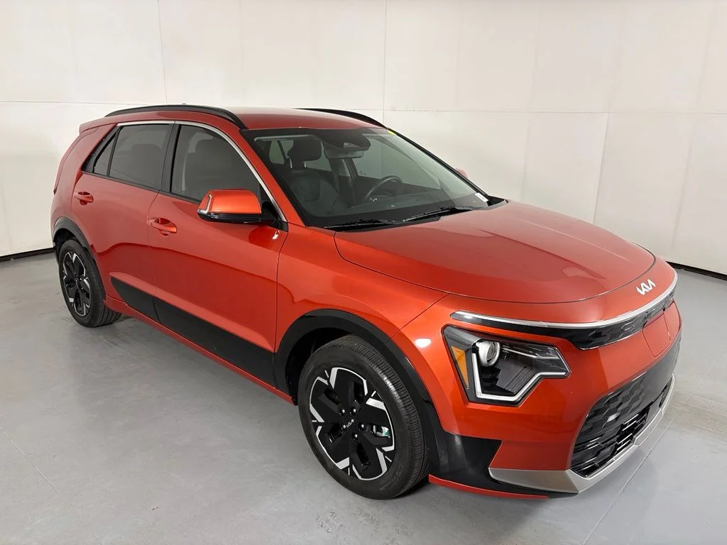 Used 2023 Kia Niro Wind with VIN KNDCR3L14P5016577 for sale in Scottsdale, AZ
