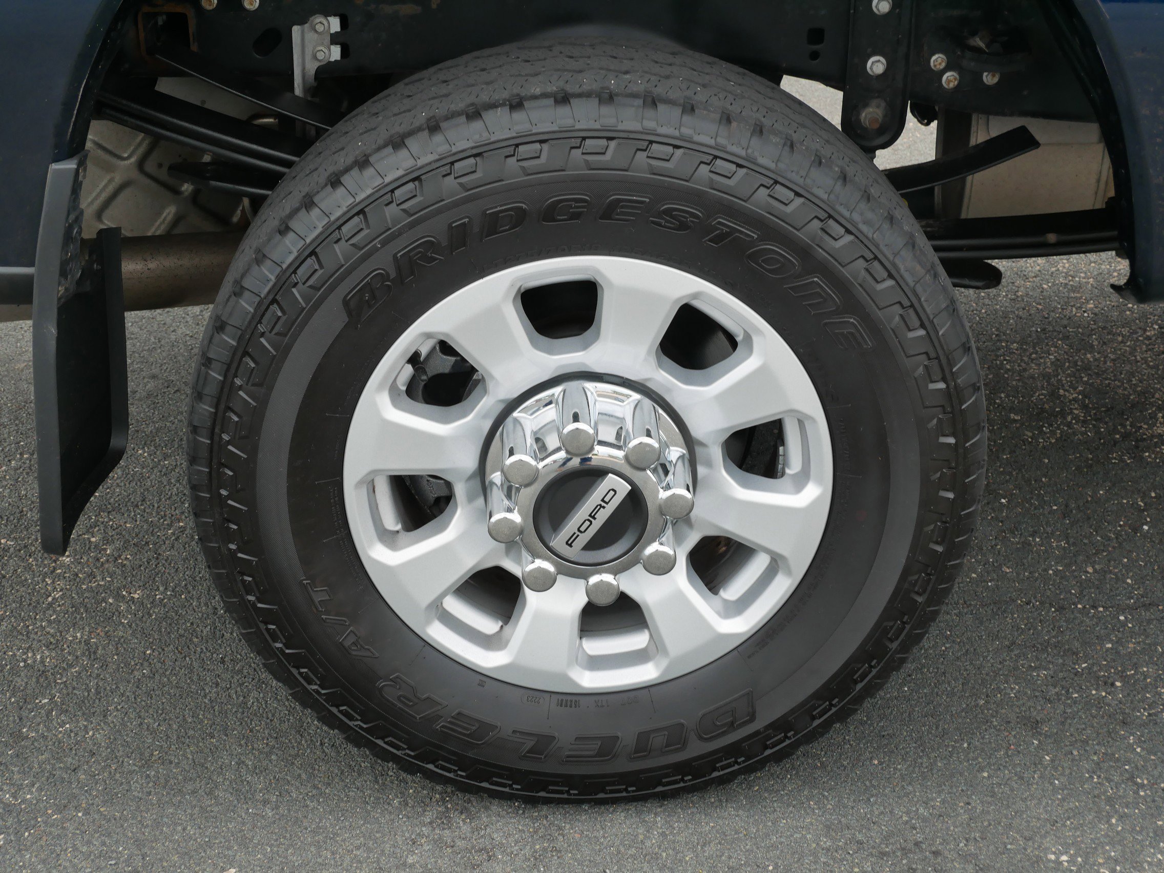 Used 2023 Blue Ford XLT image 9