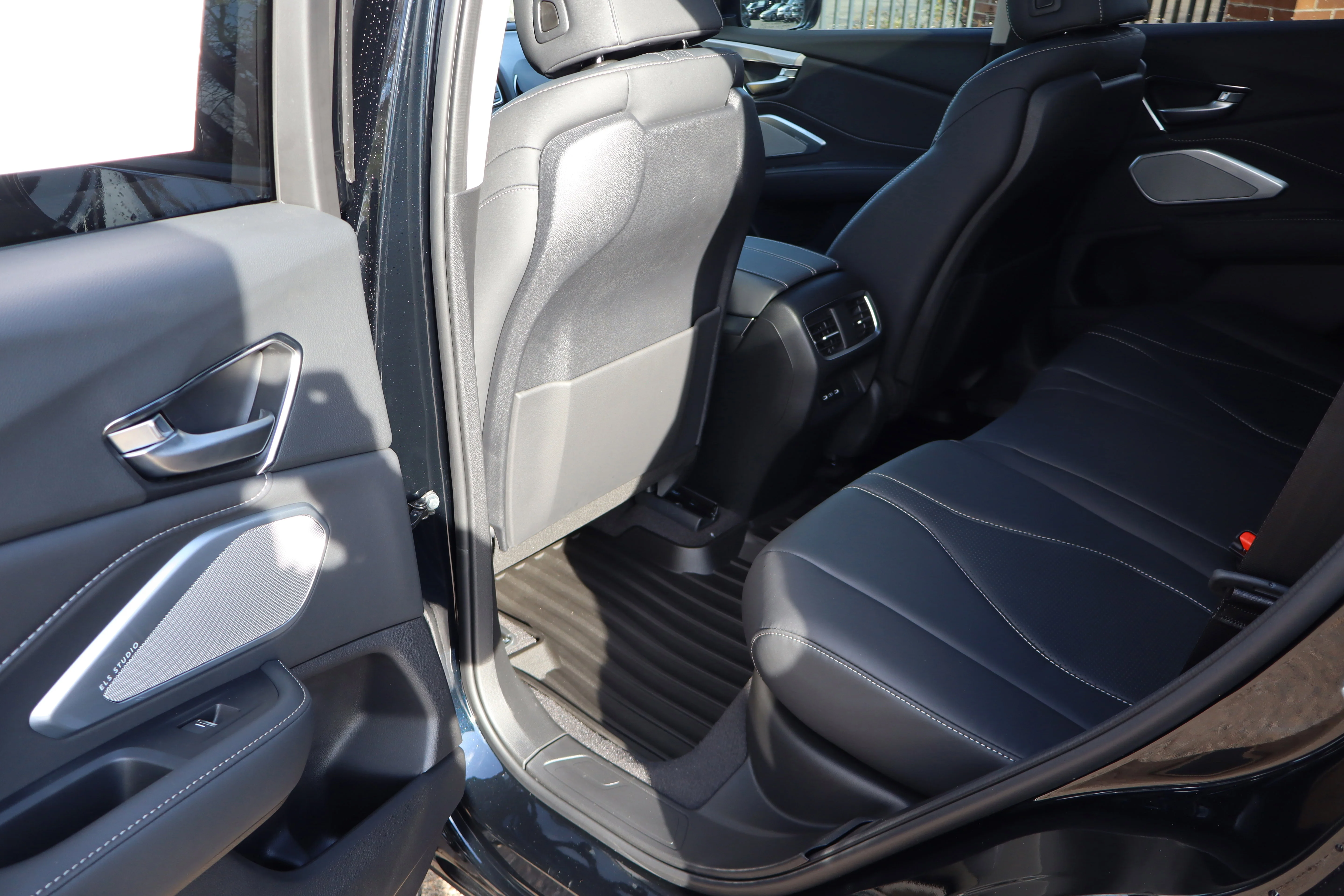 New 2026 Majestic Black Pearl Acura w/Technology Package image 27