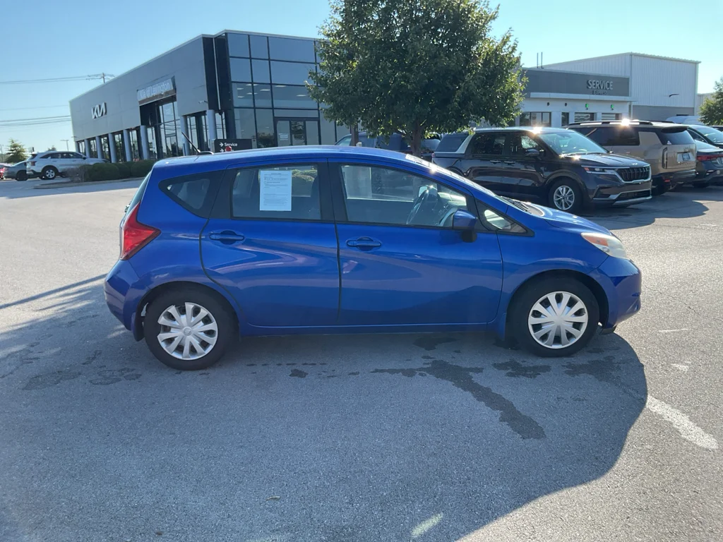 Used 2016 Metallic Blue Nissan SV image 9