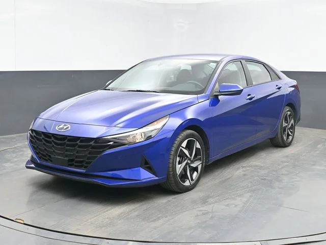 Used 2023 Blue Hyundai SEL image 4