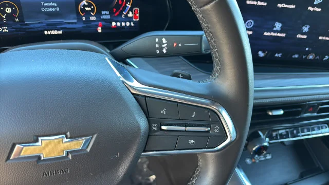 Used 2025 Black Chevrolet LT image 25