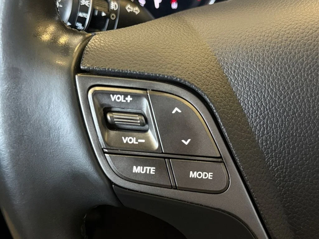 Used 2018 Gray Hyundai 2.0T image 30
