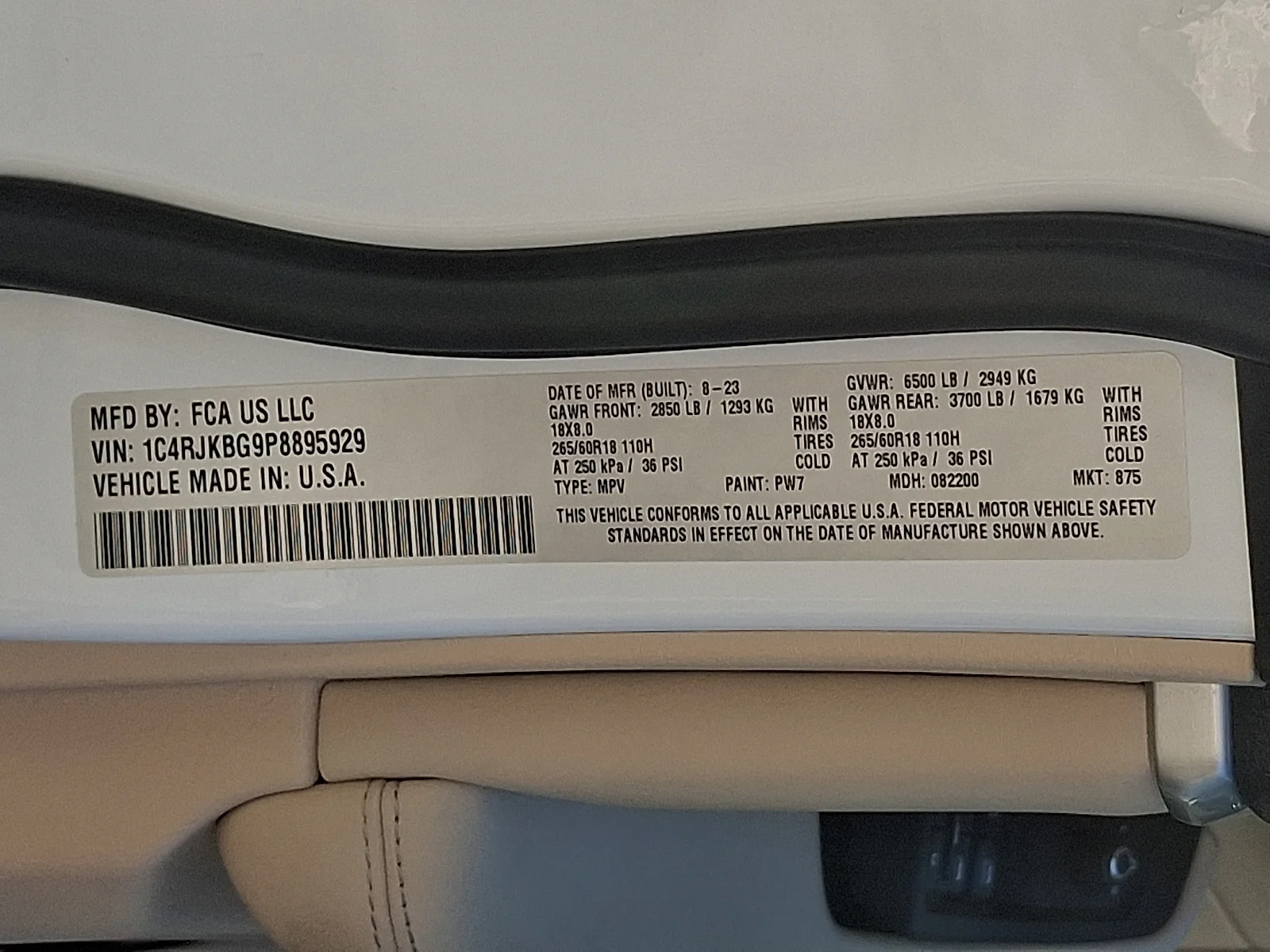 Used 2023 White Jeep Limited image 28