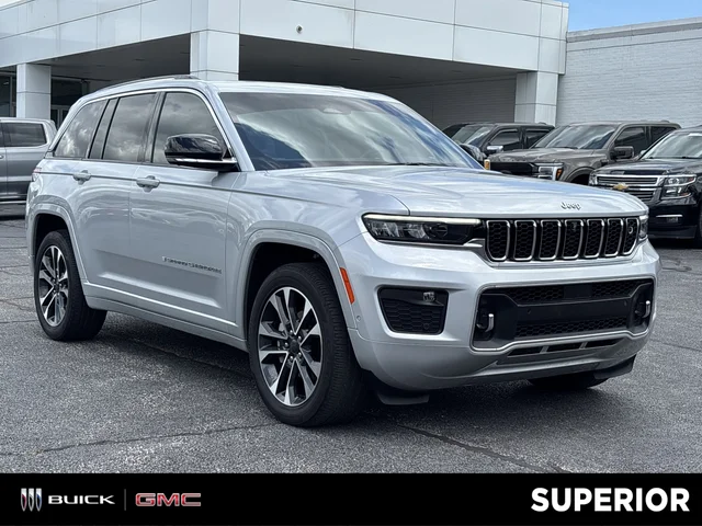 2022 Jeep Grand Cherokee Overland 4WD