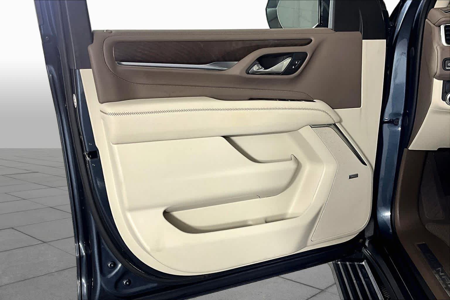 Used 2021 Dark Sky Metallic GMC Denali image 21