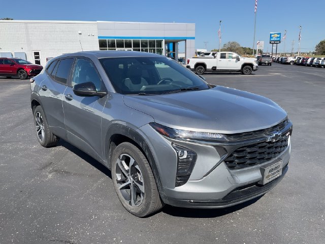 Used 2024 Gray Chevrolet 1RS image 3